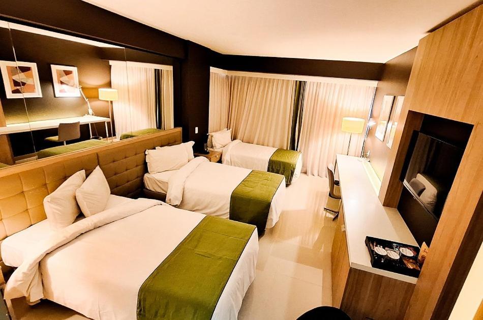 Esuites Savassi Toscanini Belo Horizonte Exterior photo