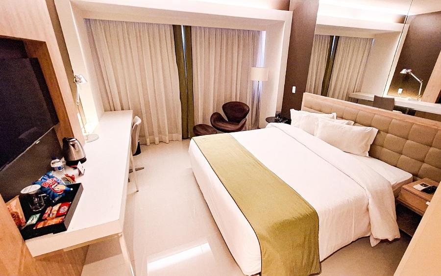 Esuites Savassi Toscanini Belo Horizonte Exterior photo